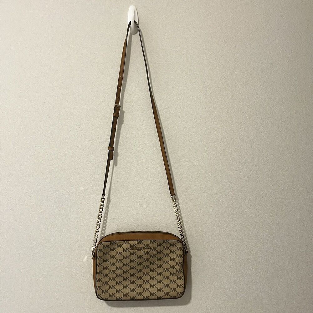 MK Michael Kors Jet Set Item Crossbody Bag MK Signature Tan Brand - Picture 3 of 5